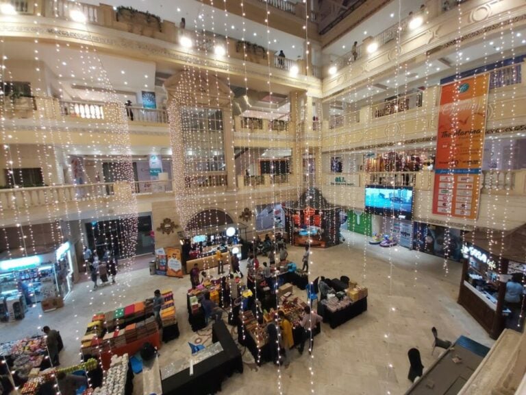 CHENNAI CITI CENTRE Reviews Phone No. Address