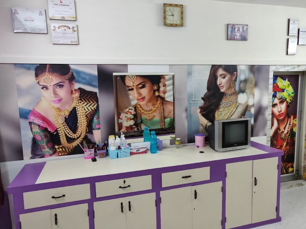 Jai Meeras Beauty Parlour Reviews Phone No. Address